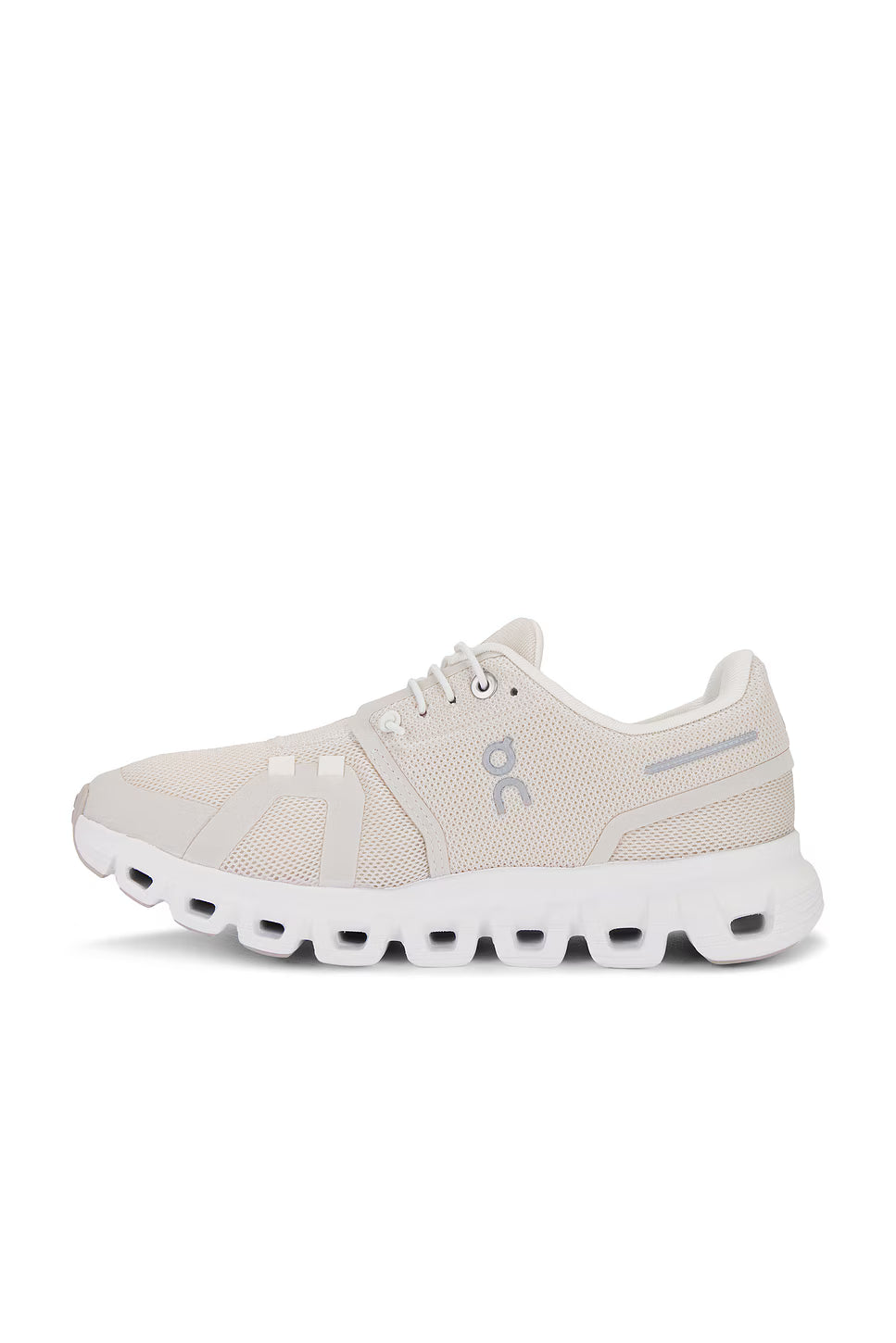 ON Cloud 6 Pearl/White